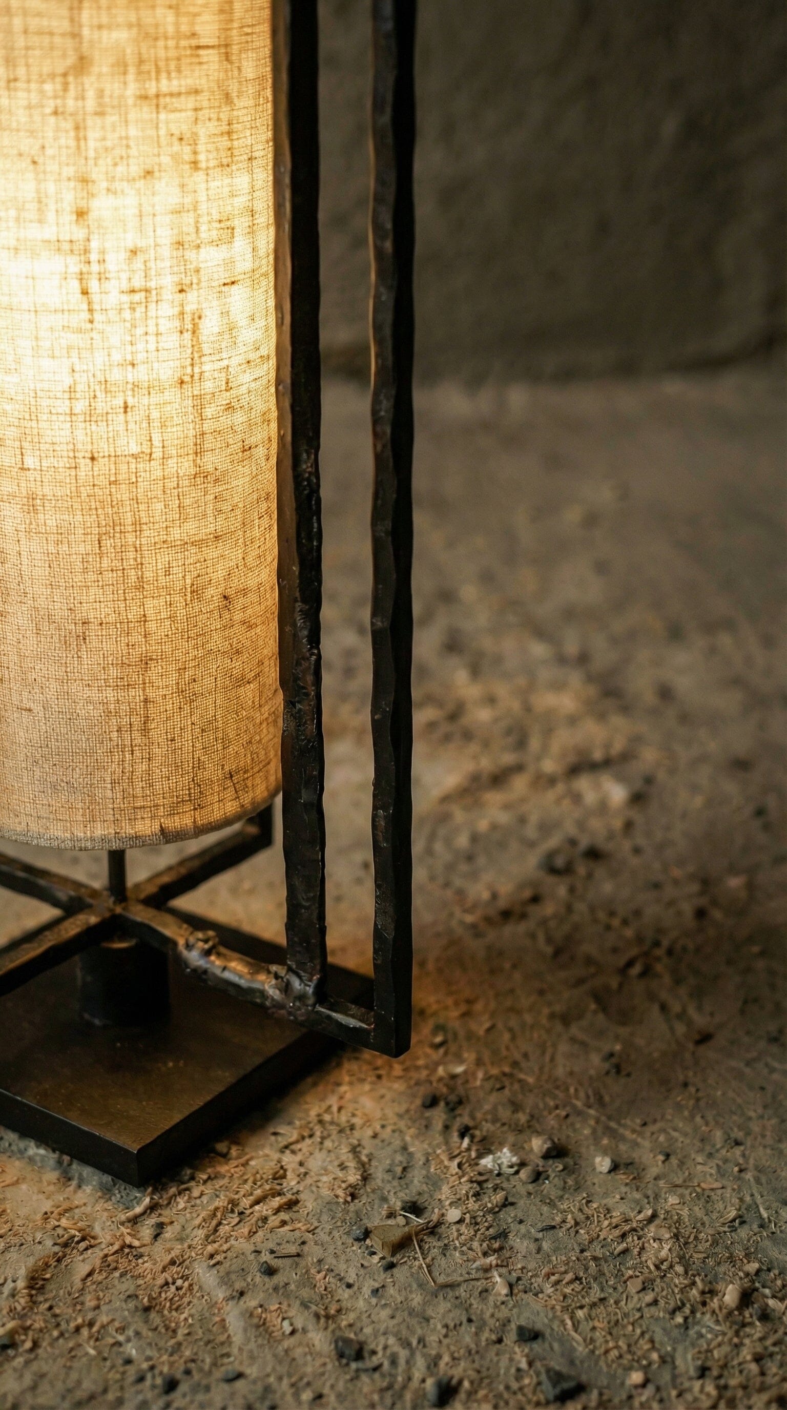 Luminária Chão Prisma Linho Luminárias MMassuci 