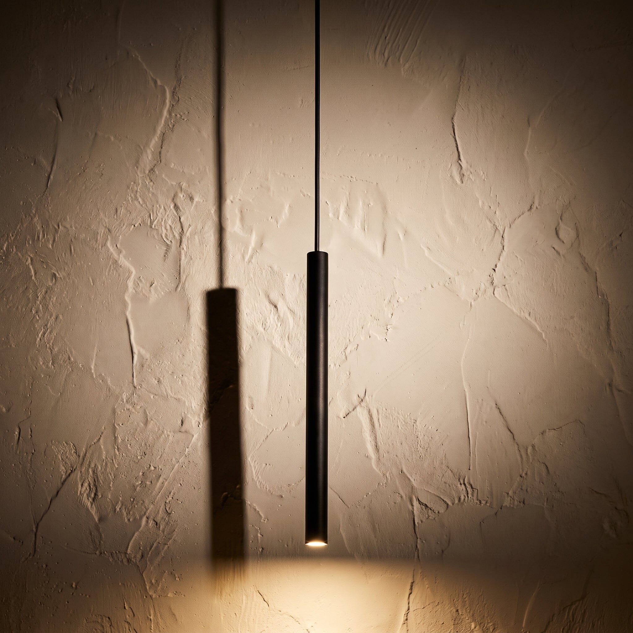 Luminária Pendente Estilete Luminárias Ateliê MMassuci 