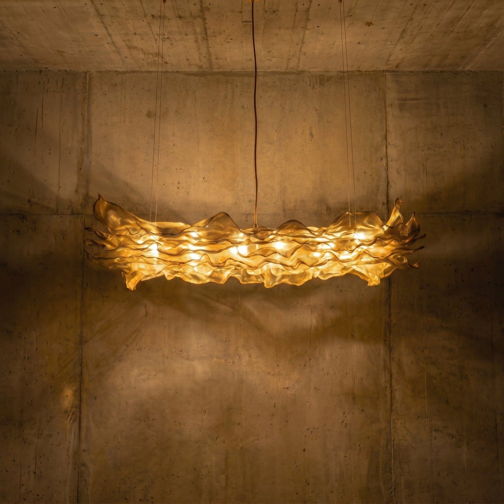 Luminária Pendente Flow Retangular Luminárias MMassuci Dourada 80cm 