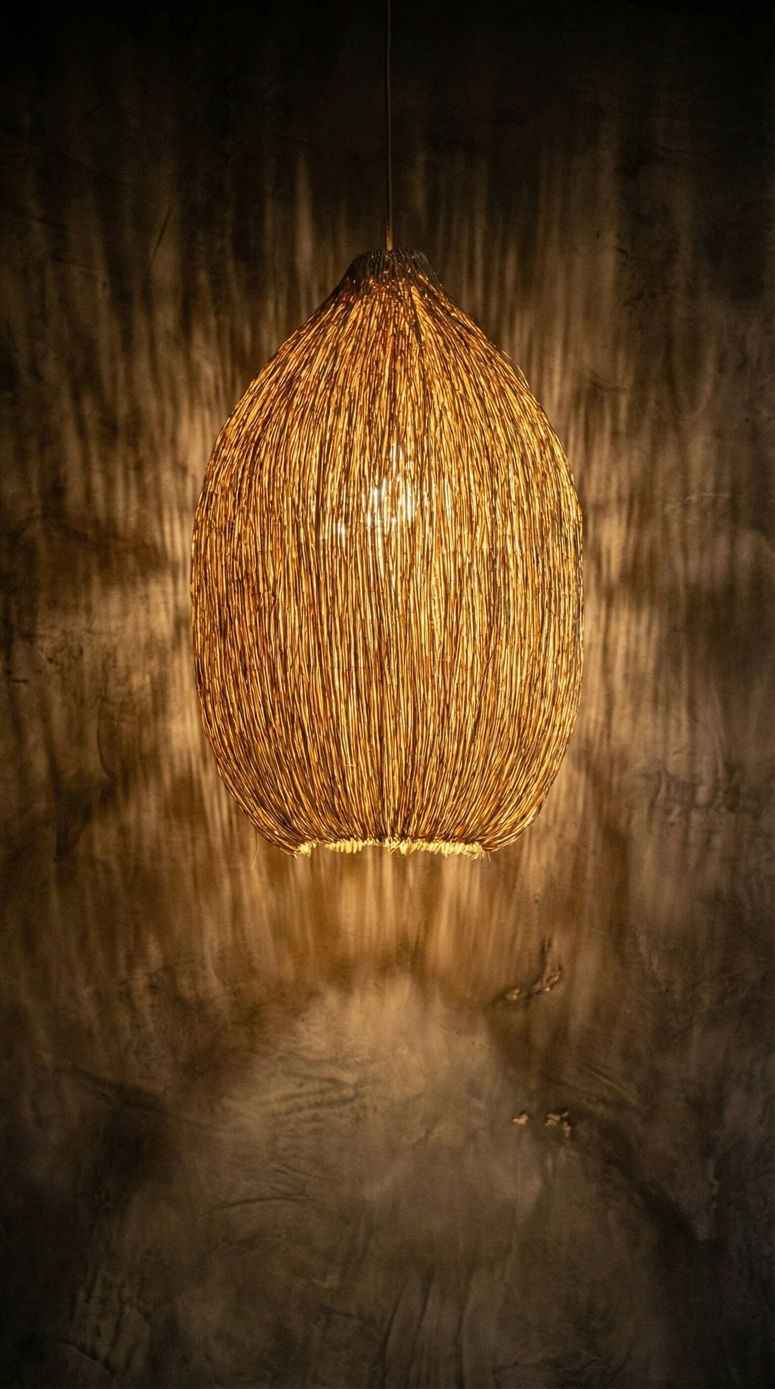 Luminária Pendente Palha Cacau - Ateliê MMassuci