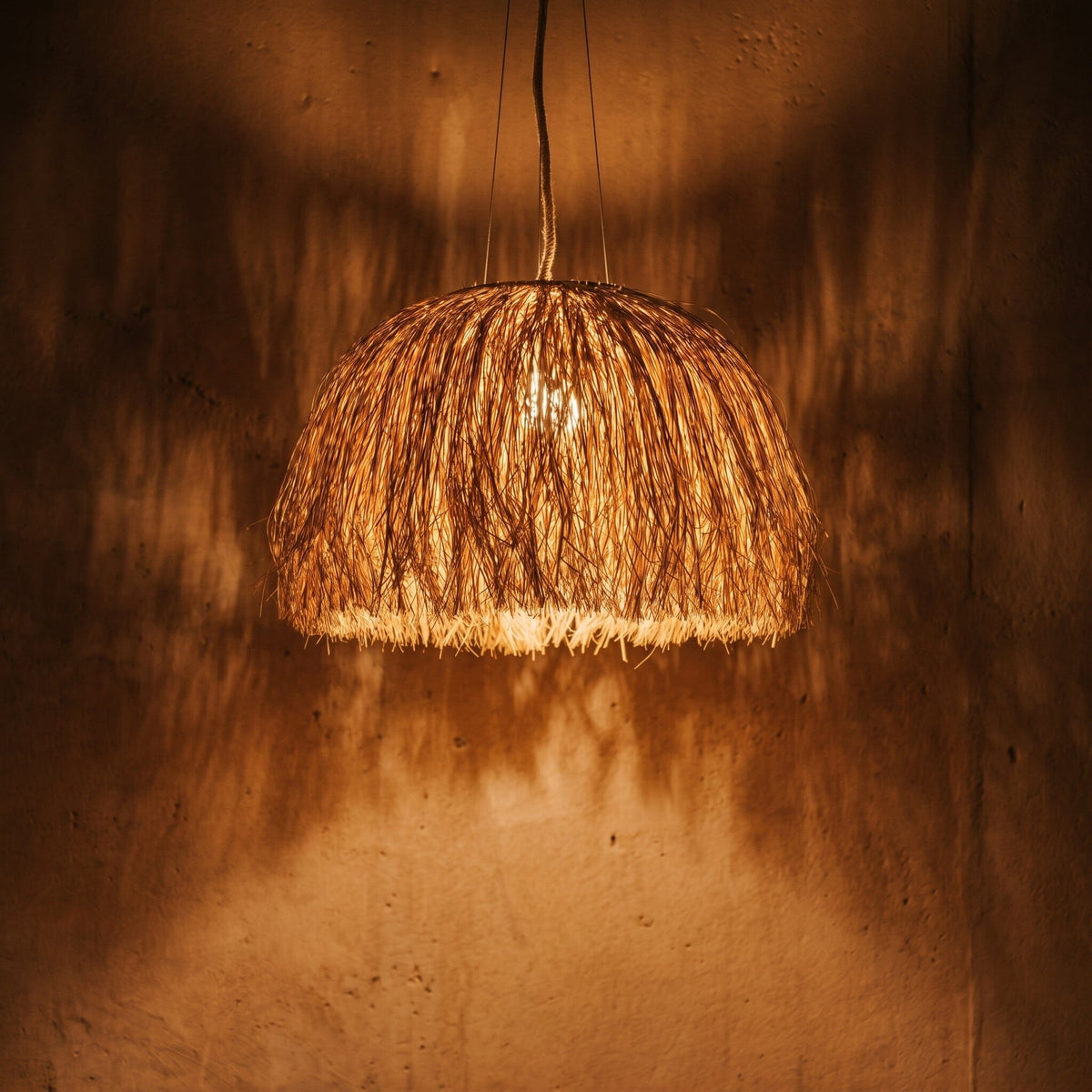 Luminária Pendente Sapê Fio de Buriti Luminárias MMassuci 