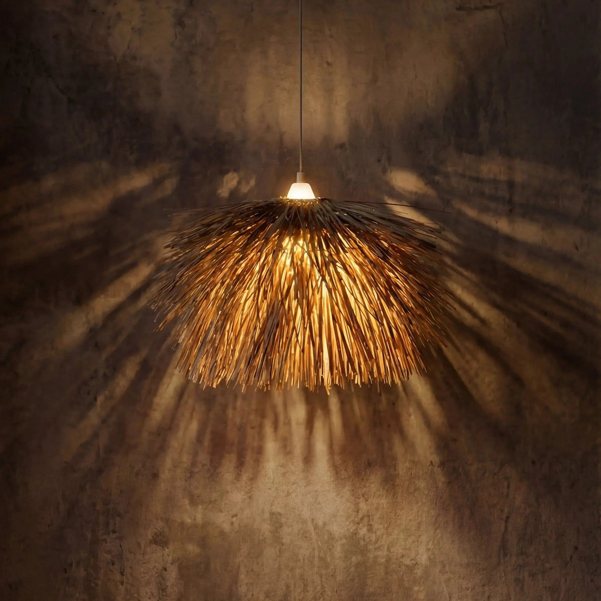Luminária Pendente Selene Palha de Carnaúba - Ateliê MMassuci